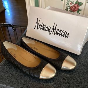 Neiman Marcus black cap toe flats size 8.5